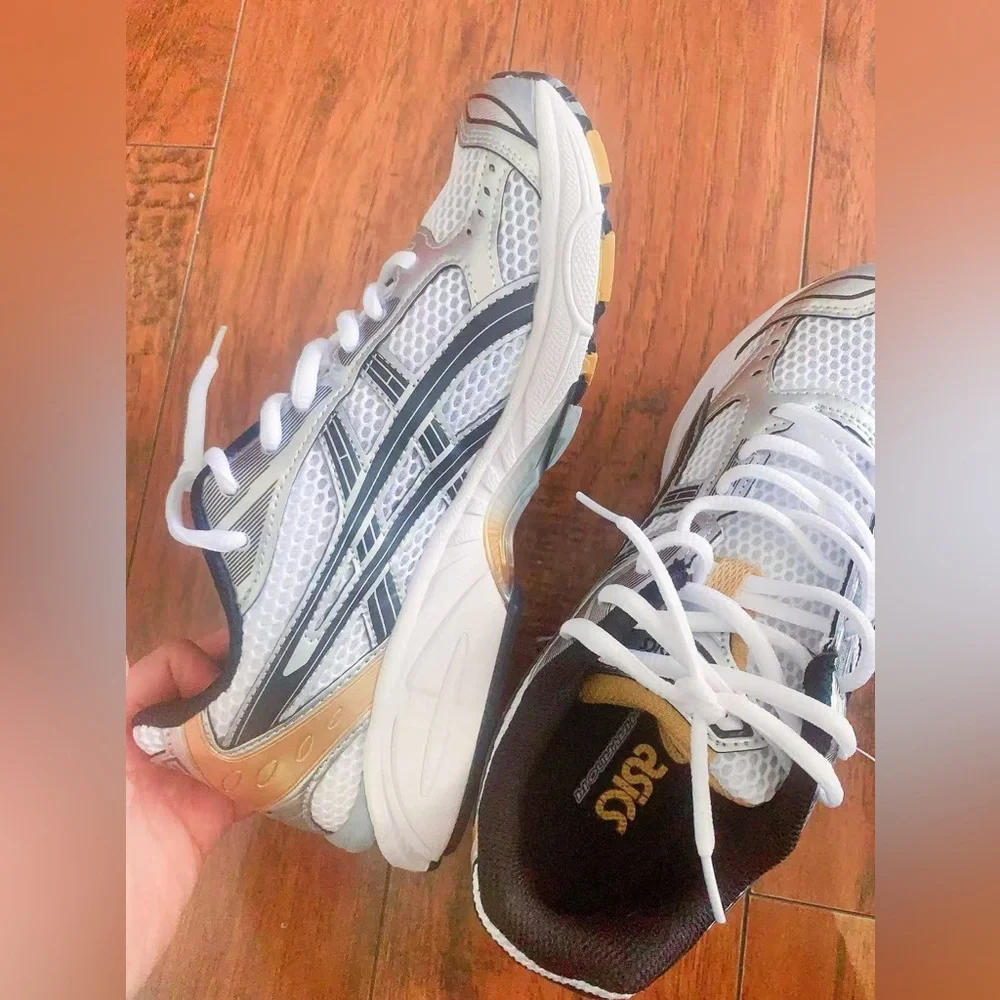 ASICS Gel-Kayano  Women's US 4.5 Running Shoes White‎ Gold Silver